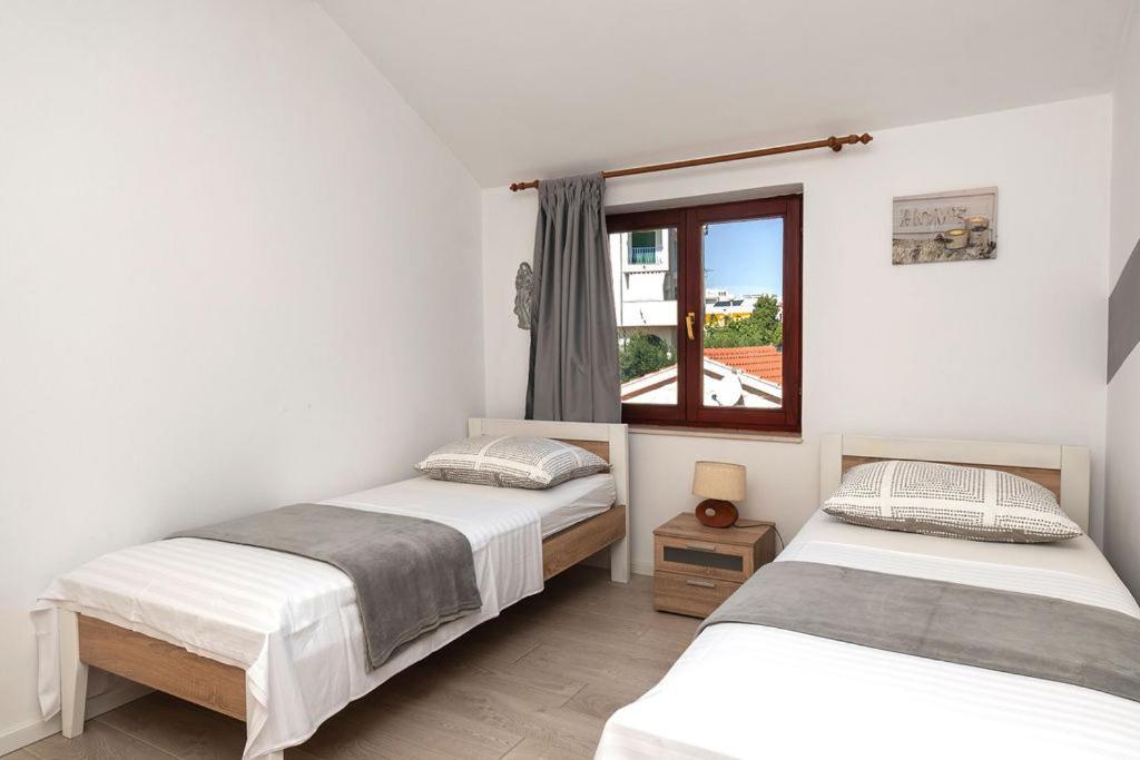 Apartments Janjac Vodice Exterior foto